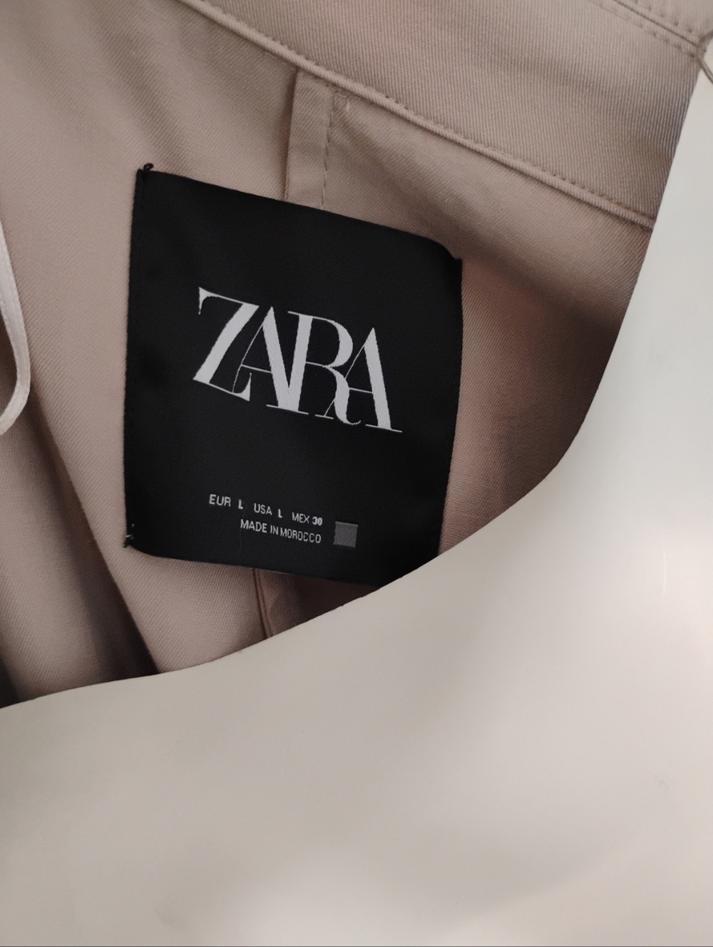 Women's Zara Size Large Tan Tie Waist Trench Sweater Wrap Lightweight - Picture 5 of 9